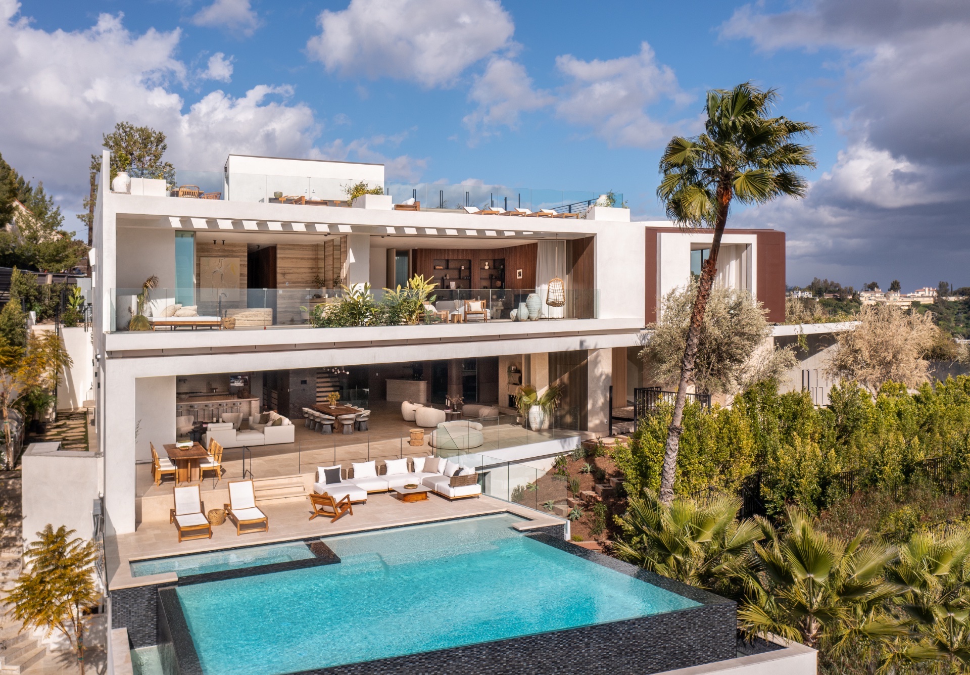 Stradella Grand Manor