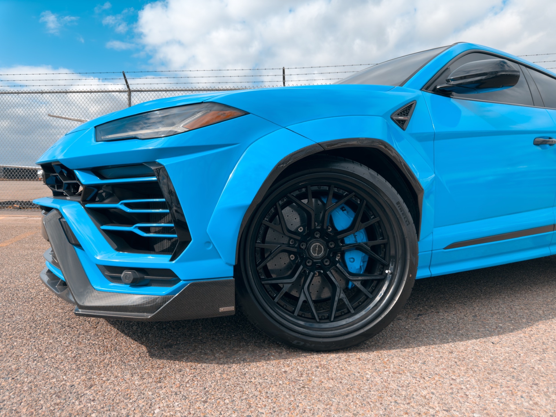 Urus Widebody Blue (2019) - Image 7