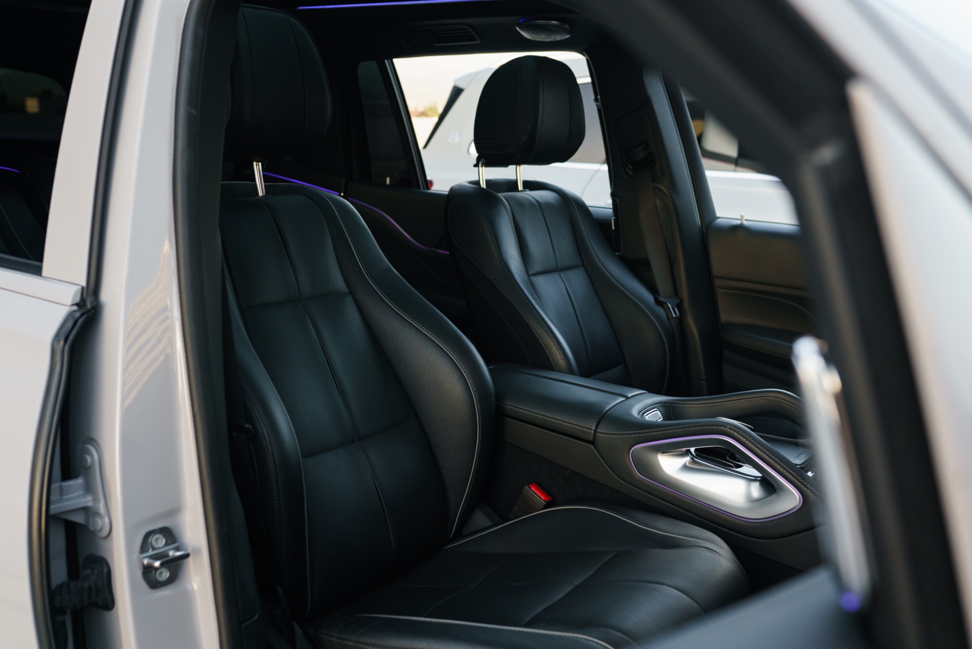 GLS 600 Maybach (Alt) - Image 7