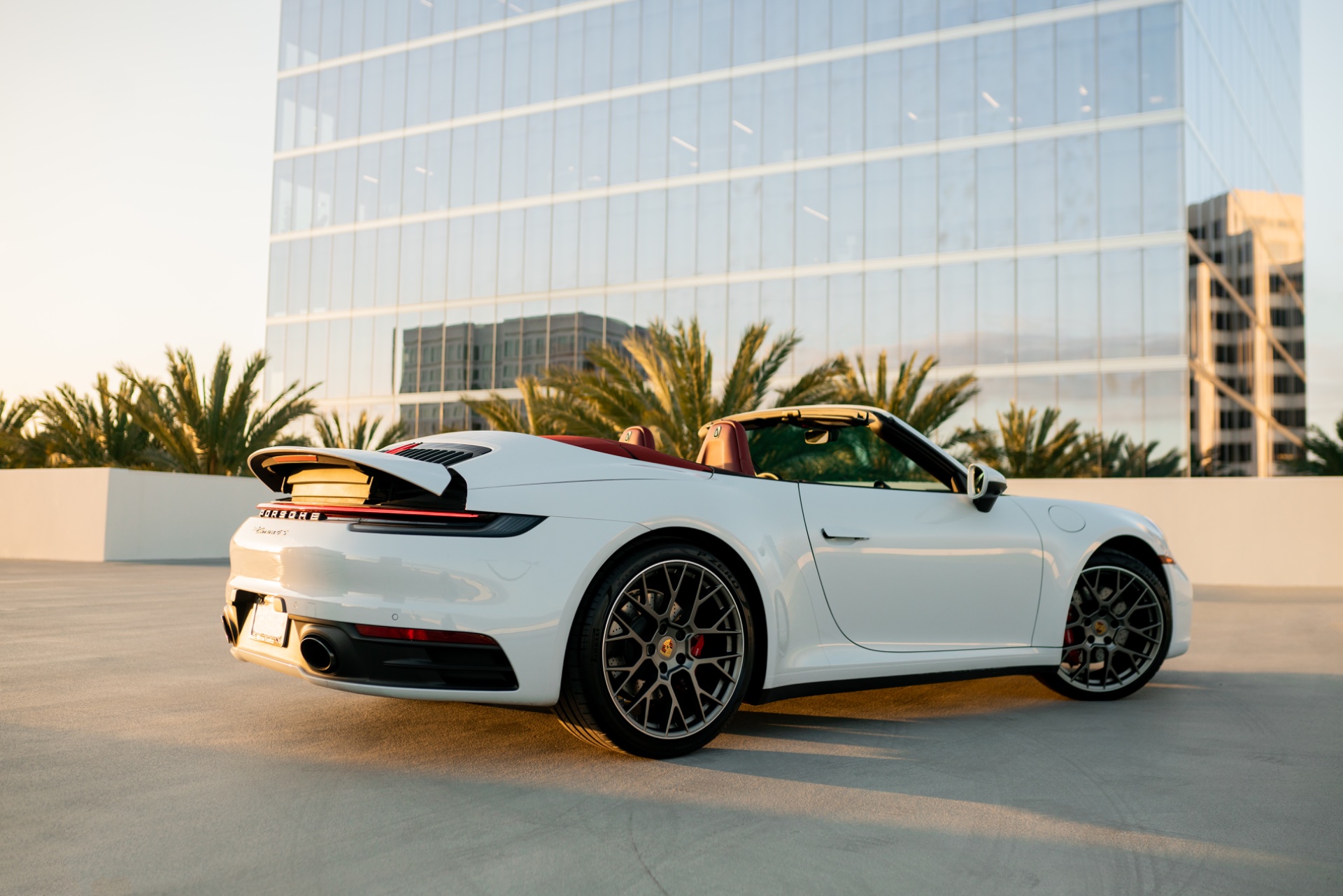 911 Carrera 4S - Image 6