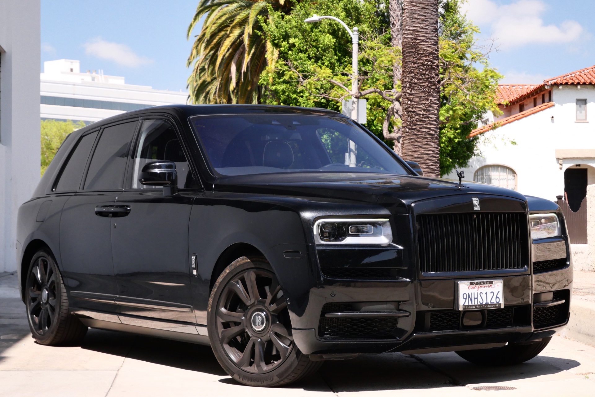 Cullinan Black - Black Interior