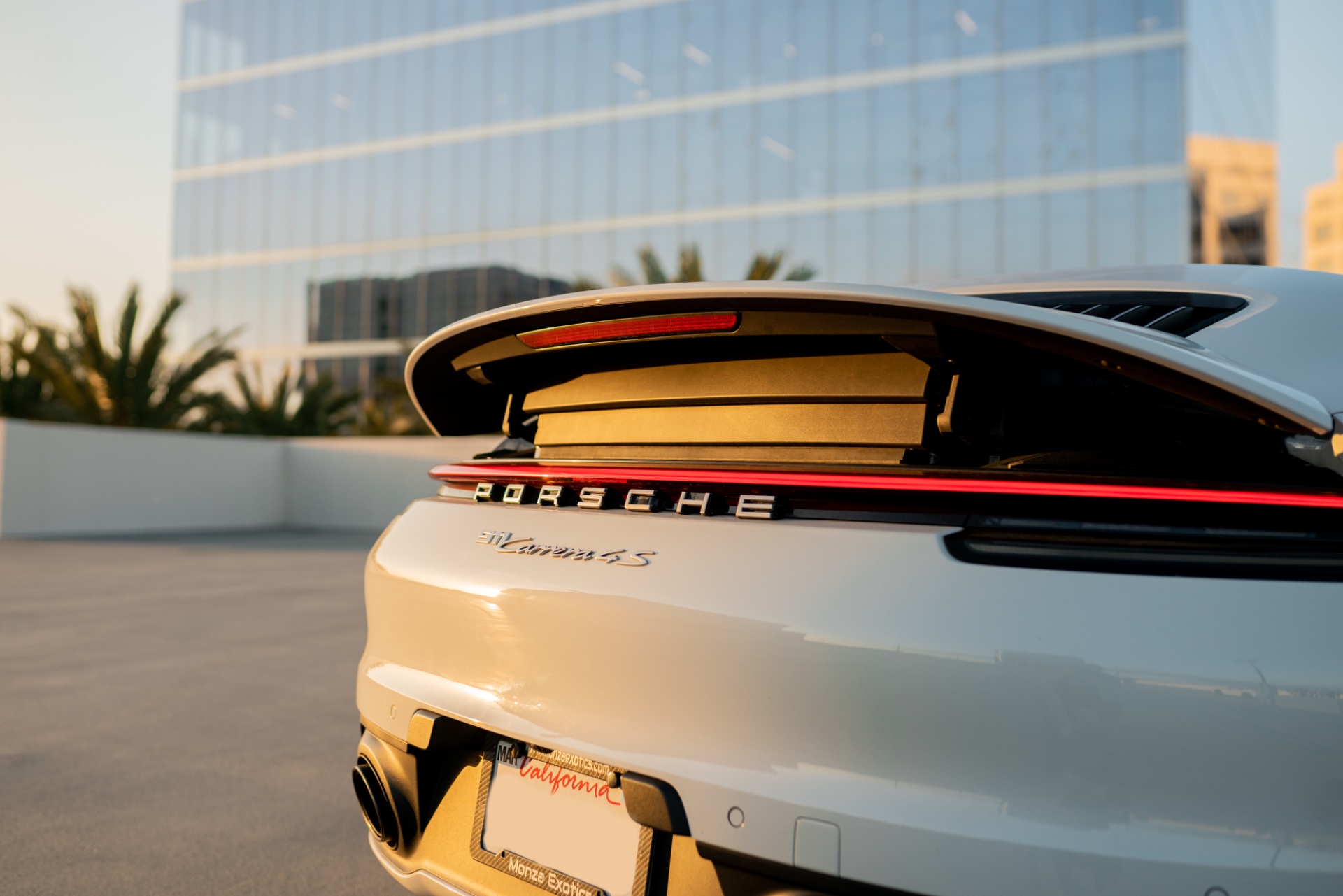 911 Carrera 4S - Image 9