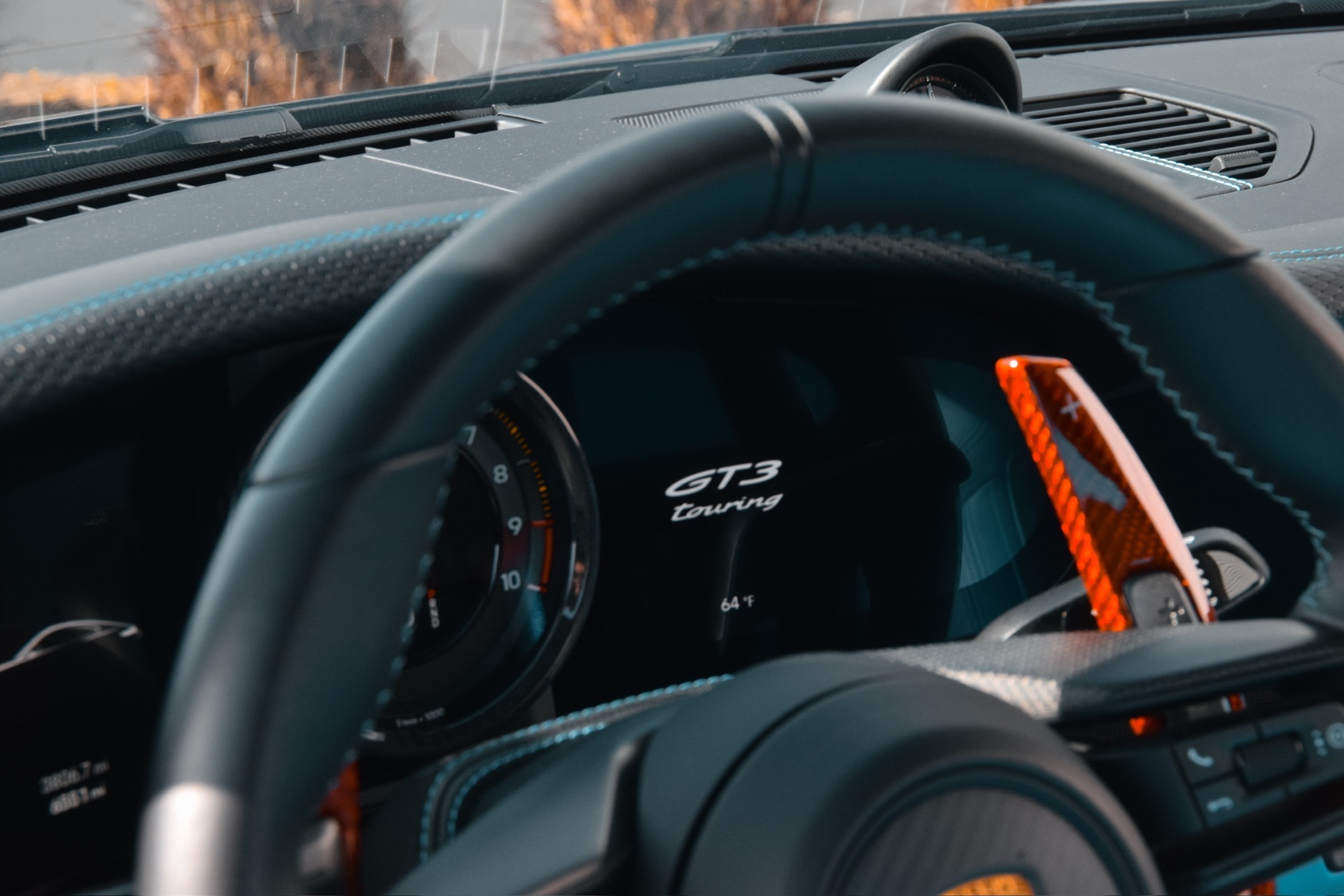 911 GT3 Touring Black – Blue Interior - Image 6