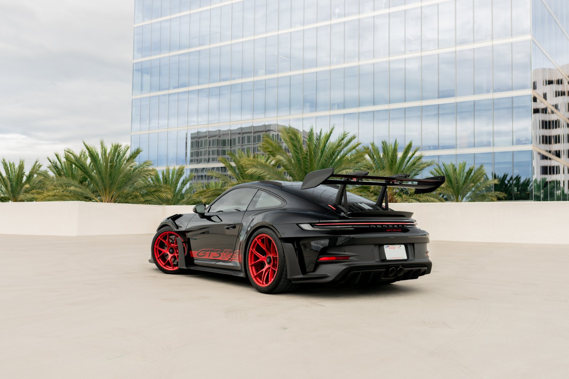 911 GT3 RS Black - Image 9