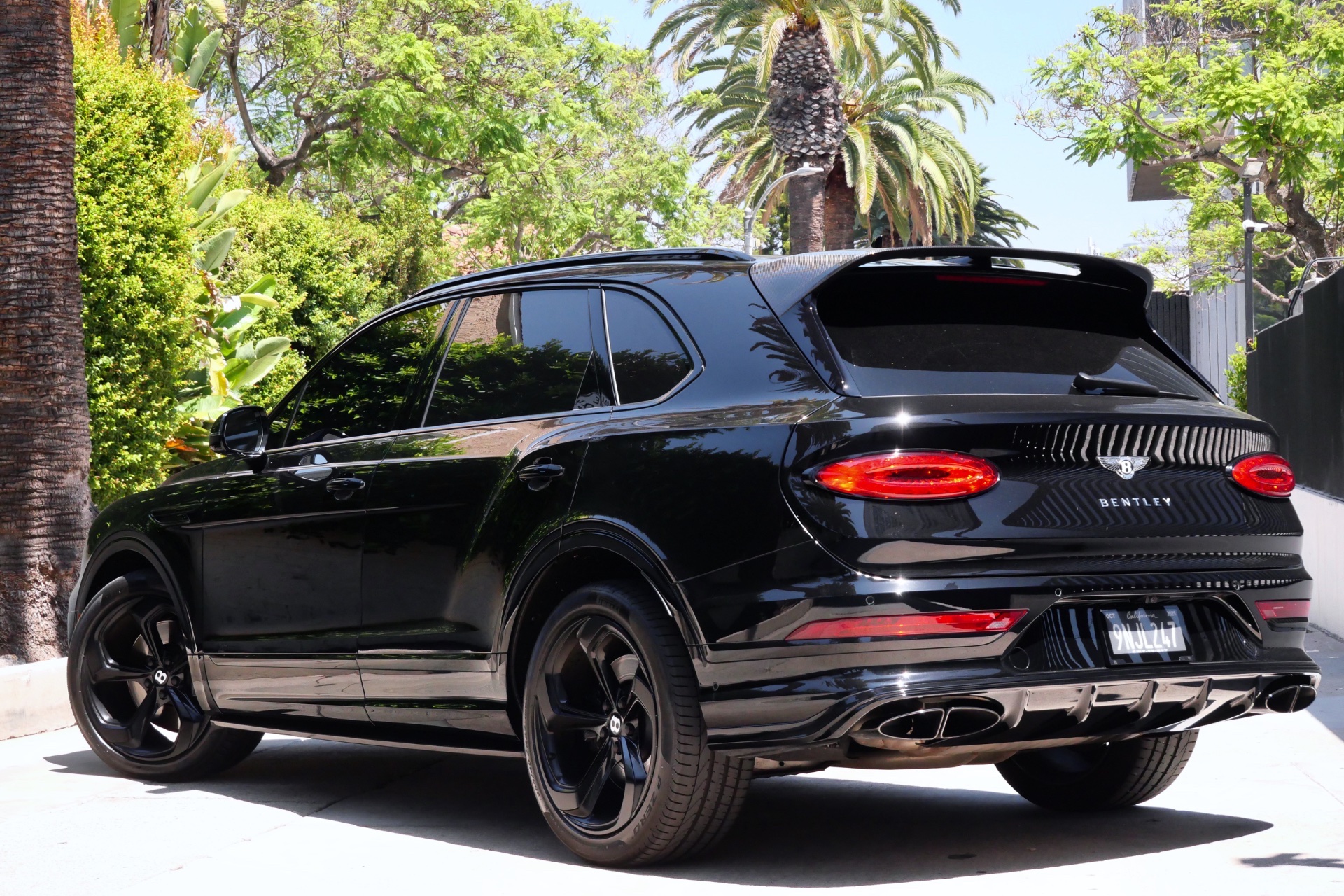 Bentayga Black - Black Interior - Image 7