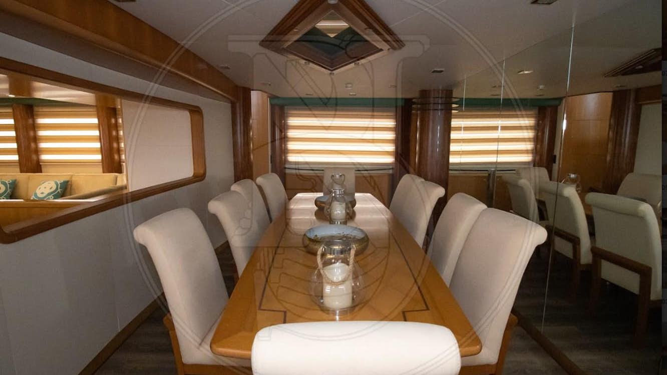 Angeles III 128 ft - Image 8