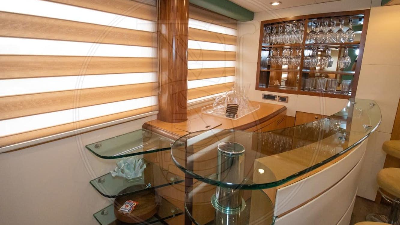 Angeles III 128 ft - Image 6