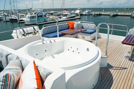 Tri-Deck 130 ft - Image 9